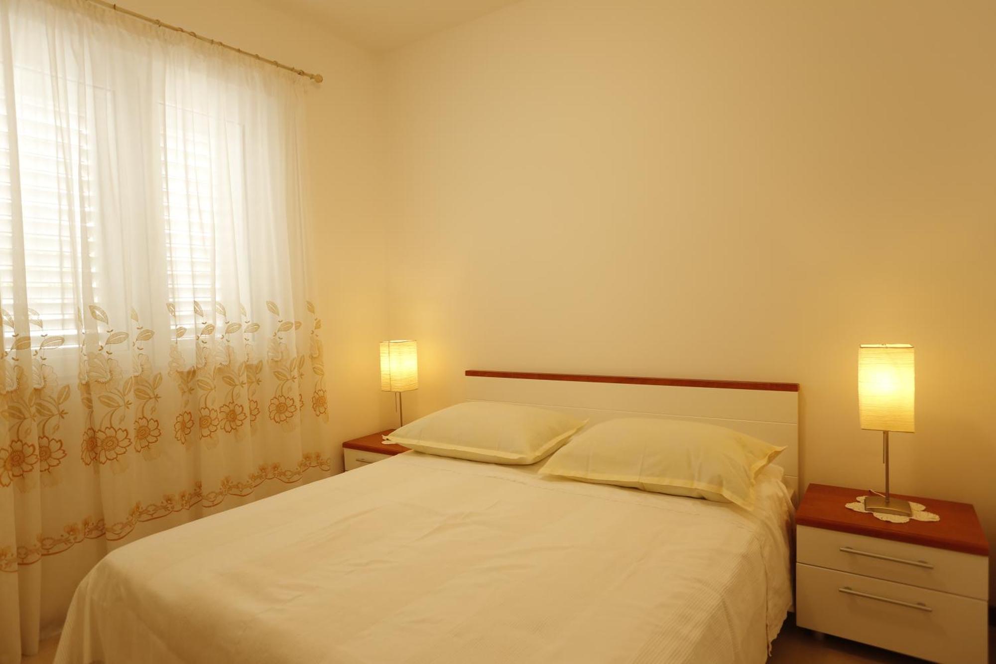 Apartments Marino Supetar Quarto foto